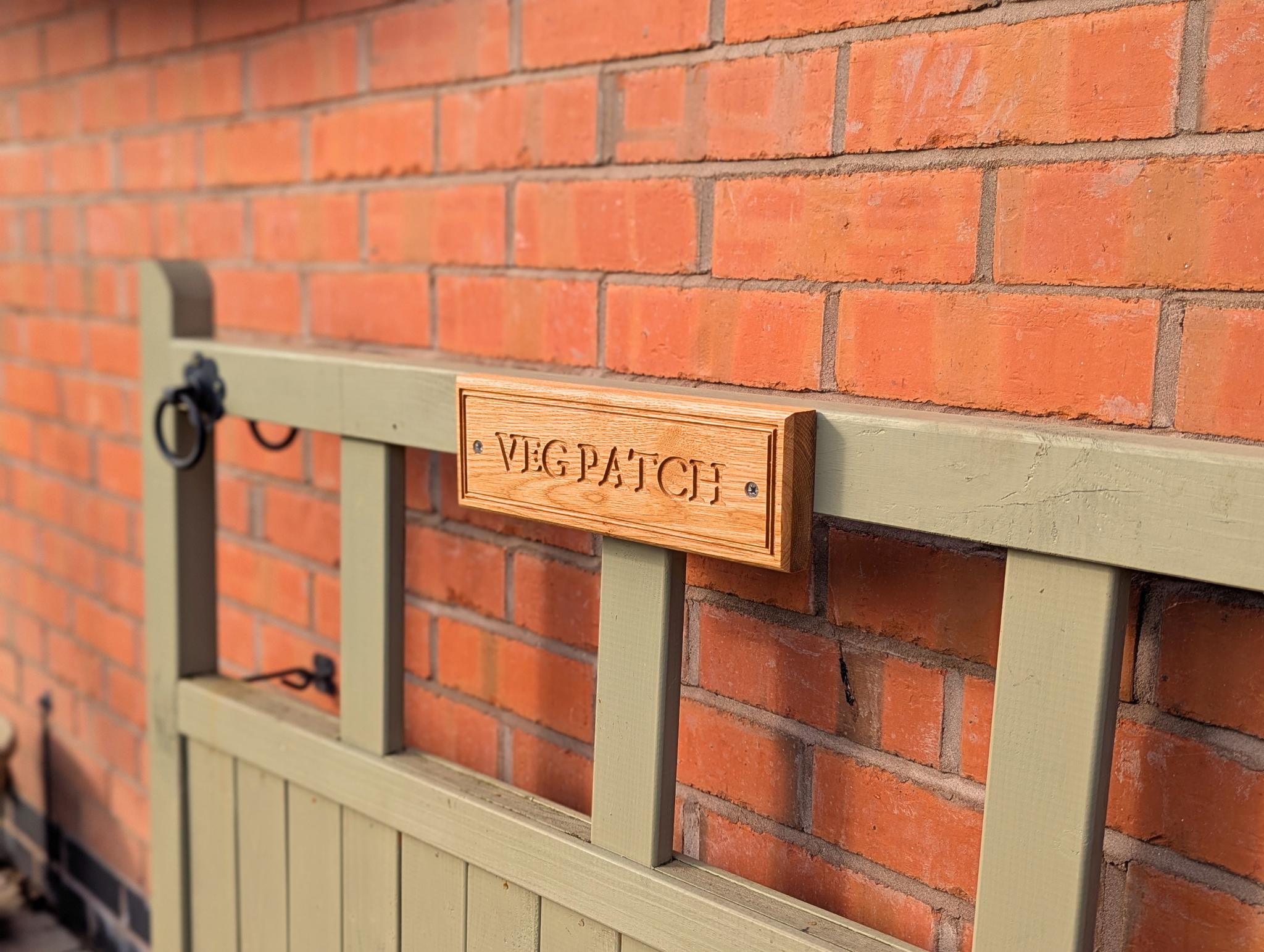 Personalised Oak Garden Sign – Engraved Wooden Plaque for Gate, Shed, Workshop - Small